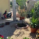 Domora *