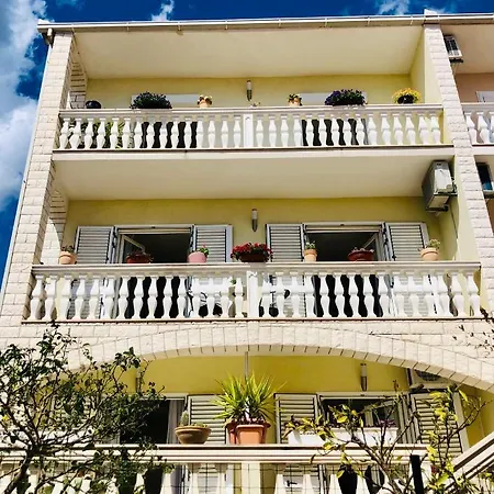 Domora Lägenhet Trogir