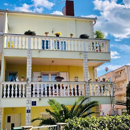 Domora Lägenhet Trogir